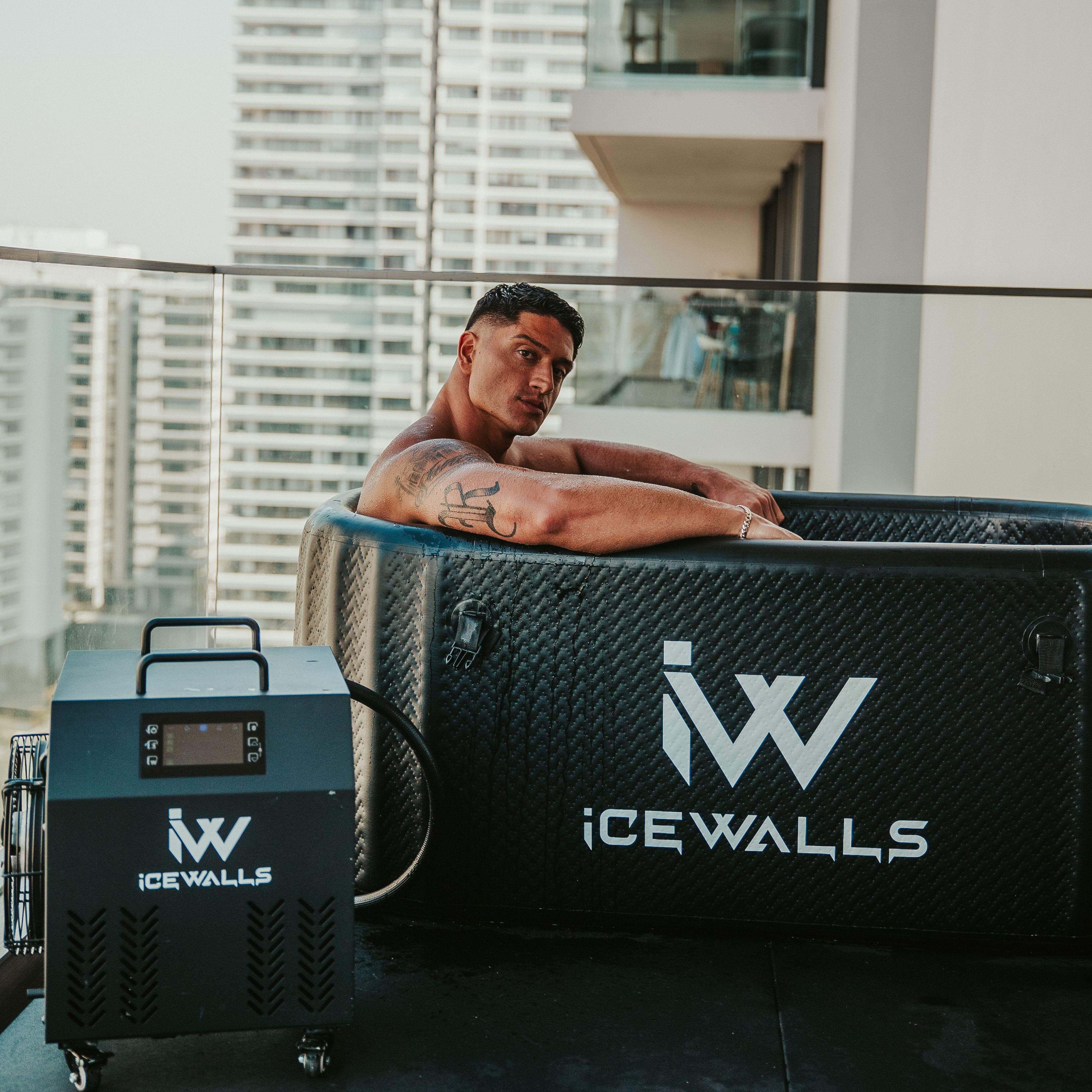 Sammi Reyes usa Ice Walls