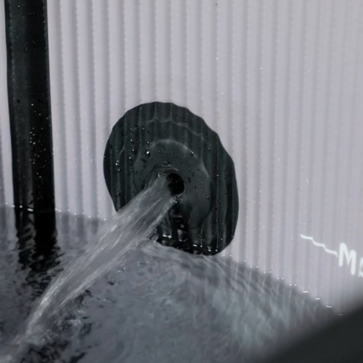 Filtro de agua de la tina de hielo Ice Walls que retiene impurezas