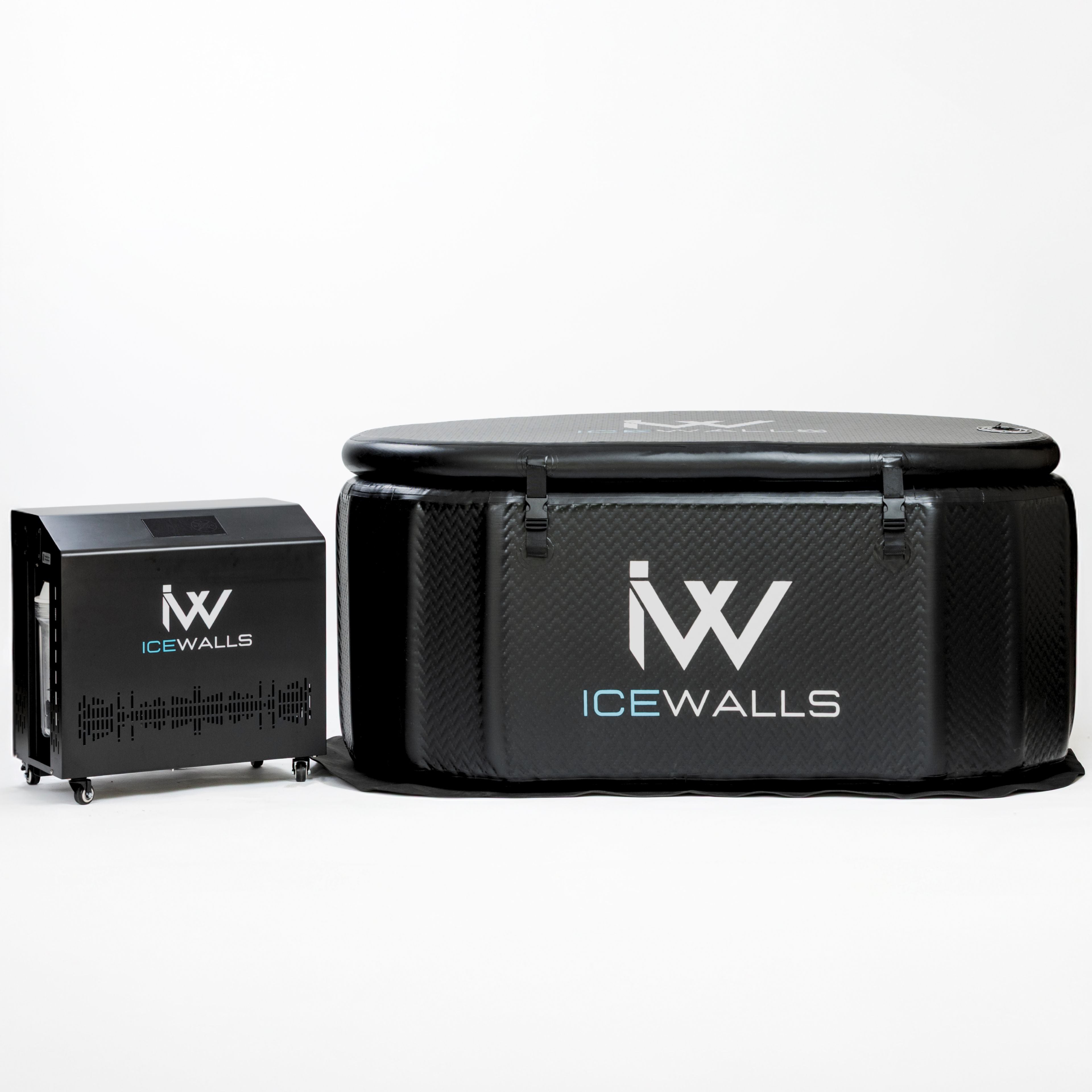 La tina de hielo Ice Walls con sistema dual de frío y calor ofrece una experiencia de recuperación y bienestar de otro nivel. Gracias a su avanzada tecnología, permite ajustar el agua desde 3°C para sesiones de crioterapia, hasta 42°C para baños de calor y relajación muscular. Este rango completo convierte a la tina en la herramienta ideal para contrastar frío-calor, potenciando la circulación, reduciendo inflamaciones y optimizando la recuperación después del entrenamiento.