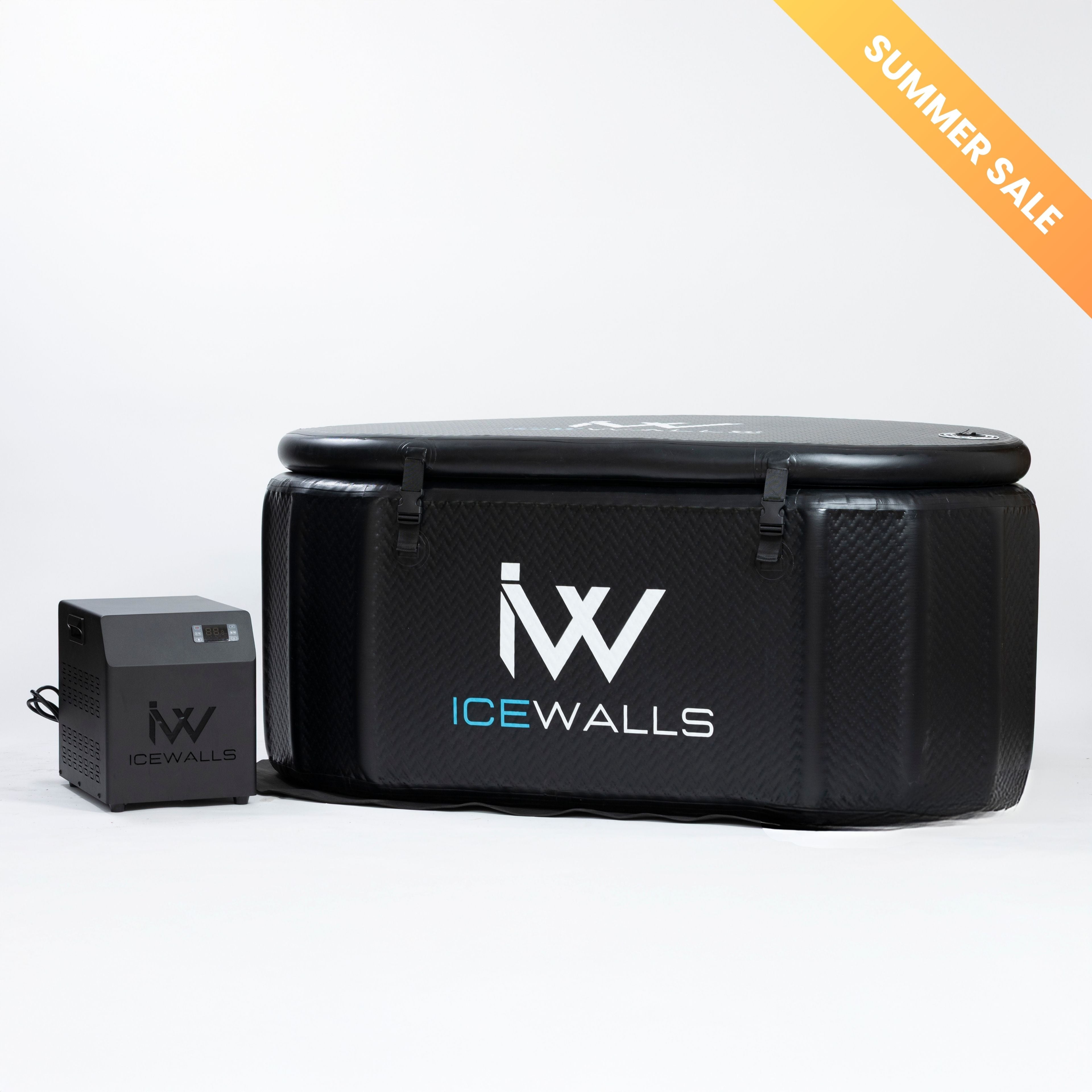 tina de hielo diseñada para quienes buscan recuperación muscular, bienestar y alto rendimiento desde su casa.

La inmersión en agua fría (Ice Bath) es utilizada por deportistas, atletas de alto rendimiento y personas que buscan mejorar su recuperación física. El frío ayuda a reducir inflamación, acelerar la recuperación muscular y mejorar la sensación de bienestar después del entrenamiento.